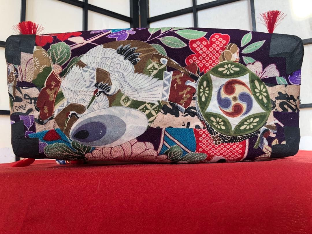 一閑張り　一閑張りバック　大正縮緬　犬張子　狛犬　正絹古布　古布　少し大きめ