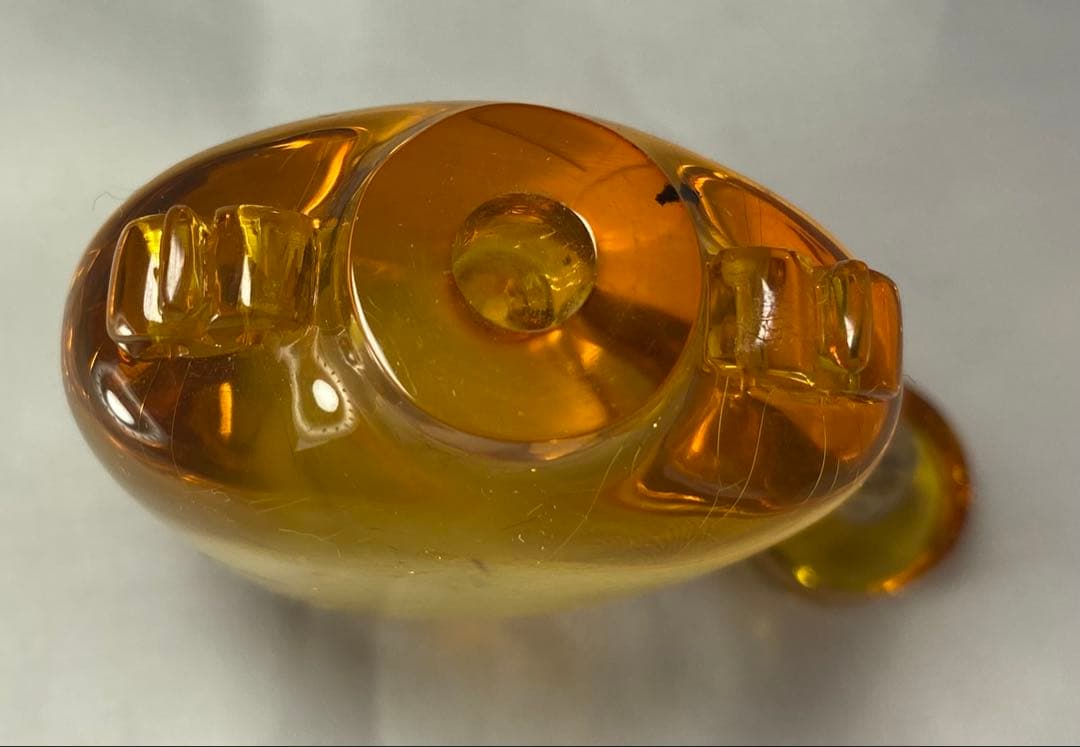 天然　琥珀　鼻煙壺 雕刻 アンティーク 置物