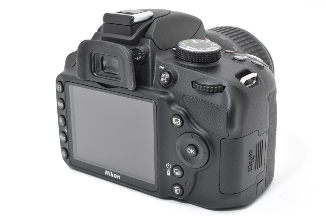 【極美品】スマホ転送OK！Nikon D3200 希少なショット数3902枚！
