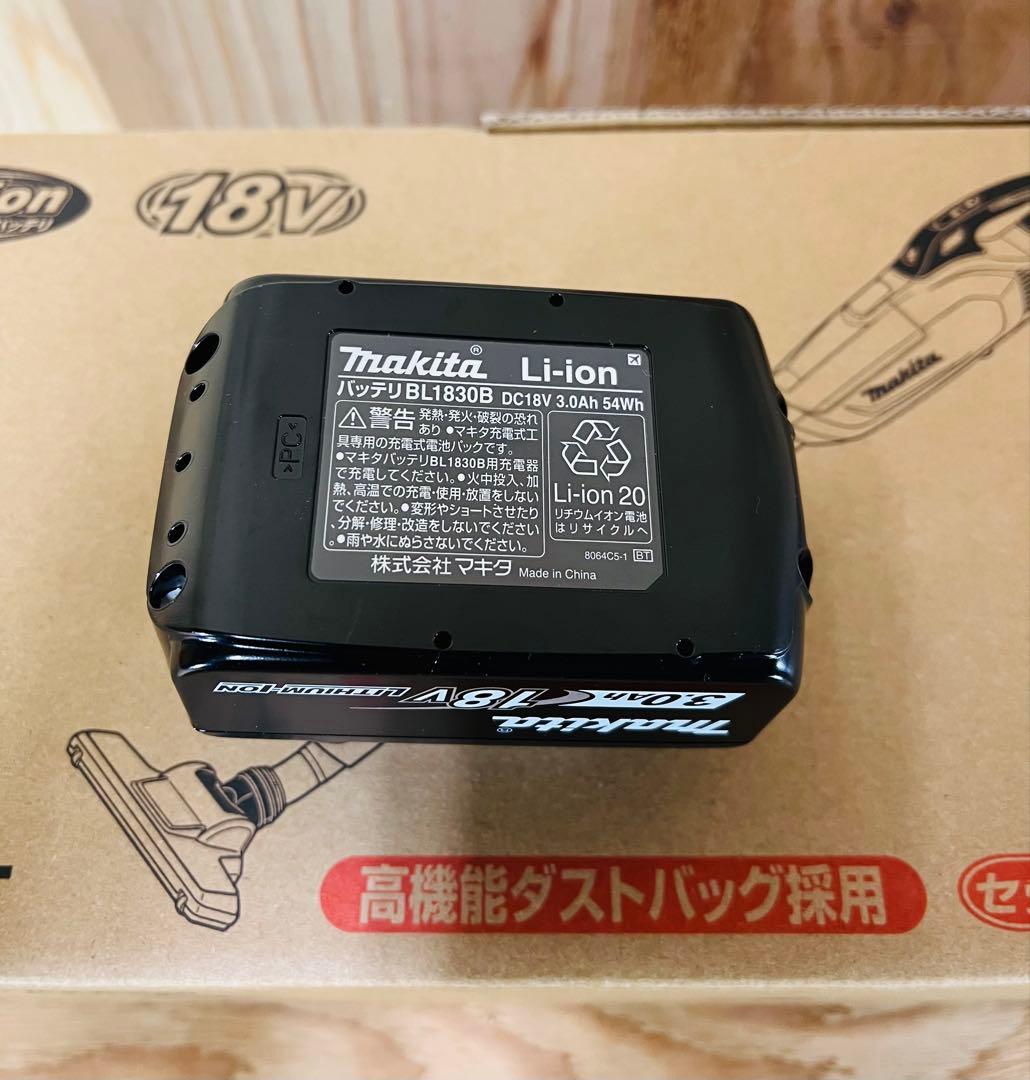 makita マキタ 18V 充電式クリーナ 紙パック式 CL285FDRFW
