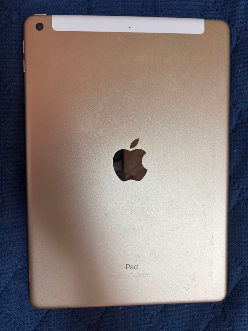 Apple iPad (第5世代) ゴールド 32GB