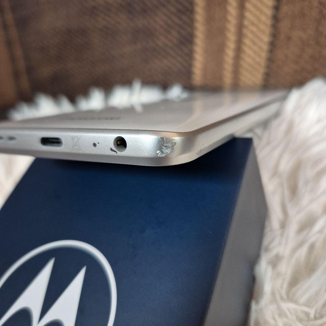 motorola moto g52 5G ホワイト 白ロム