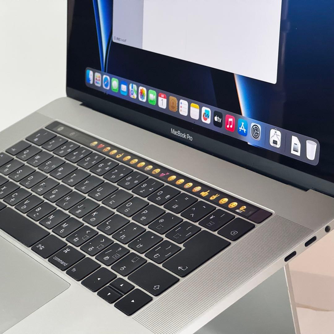 MacBook Pro フルスペック i7/16GB/1TB Radeon搭載