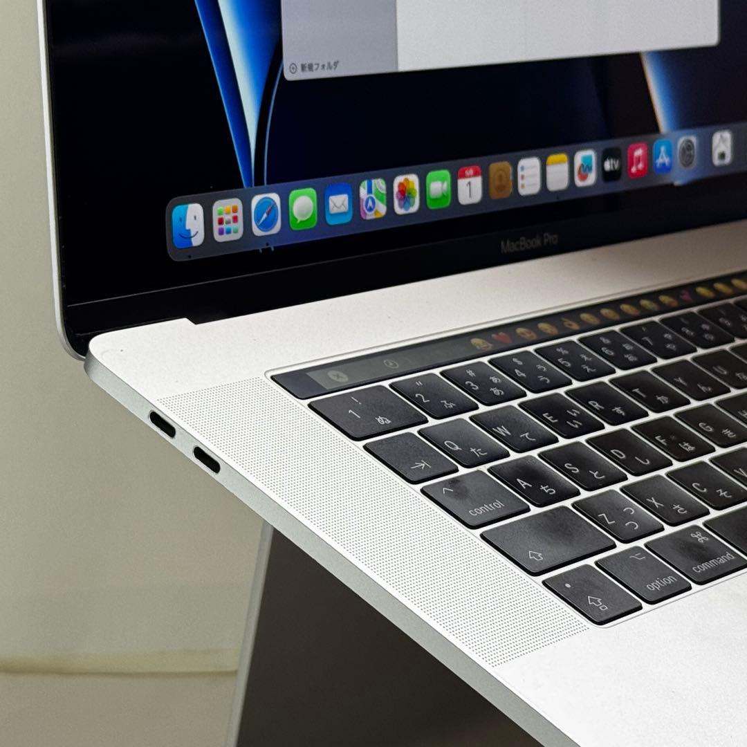 MacBook Pro フルスペック i7/16GB/1TB Radeon搭載
