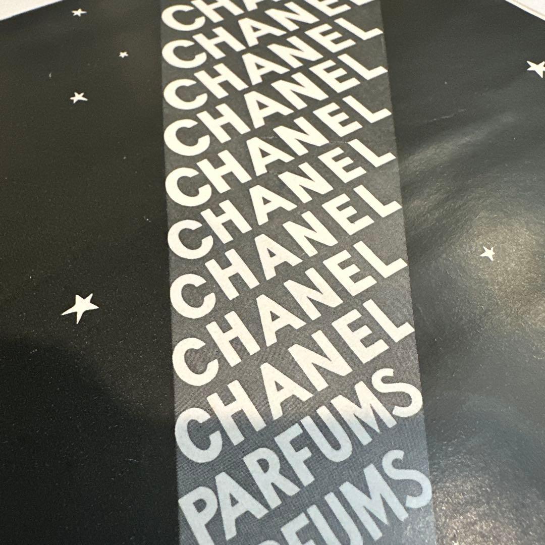 CHANEL パリ 香水 モノクロ ポスター　雑誌切り抜き