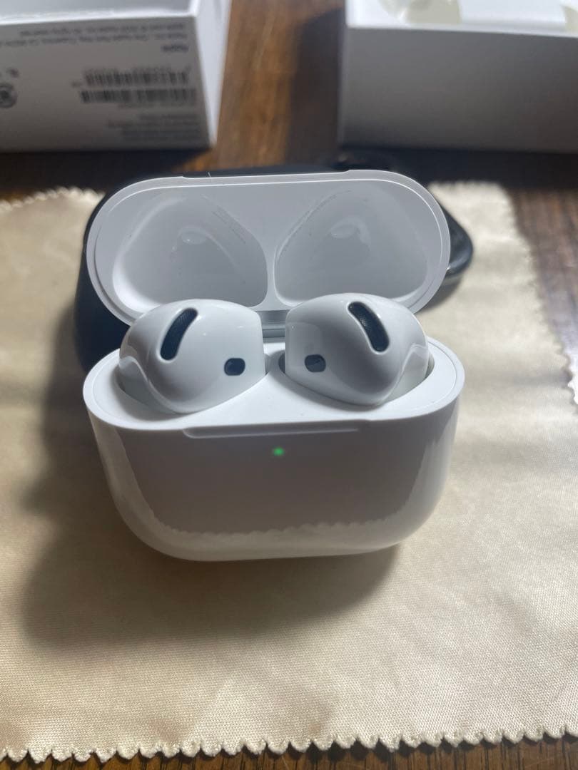 AirPods (第4世代) ノイキャンモデルAppleCare➕あり