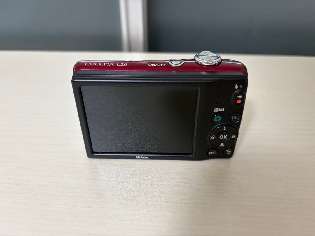 Nikon COOLPIX L26 レッド コンパクトデジタルカメラ