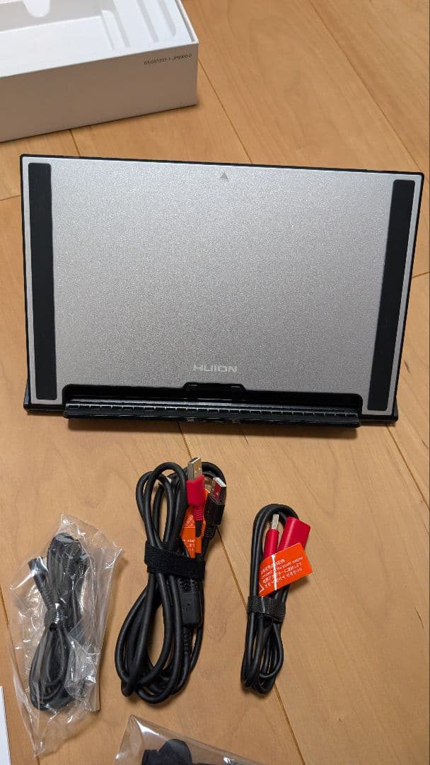 液晶ペンタブレットHUION KAMBUS 13+K20左手デバイス