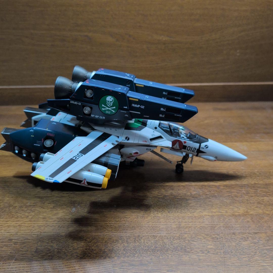 DX超合金 VF-1A&ストライク スーパーパーツ&ミサイルセット