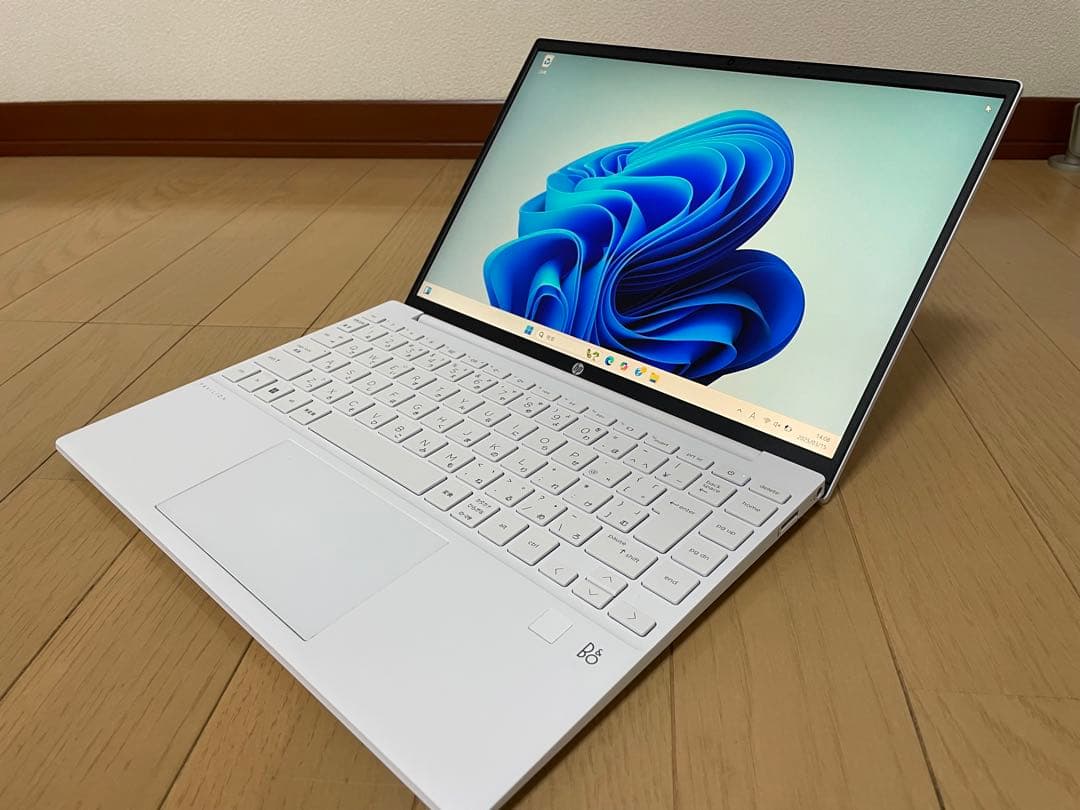 Windowsノート本体 HP Pavilion Aero 13-be Ryzen7 16G 512G