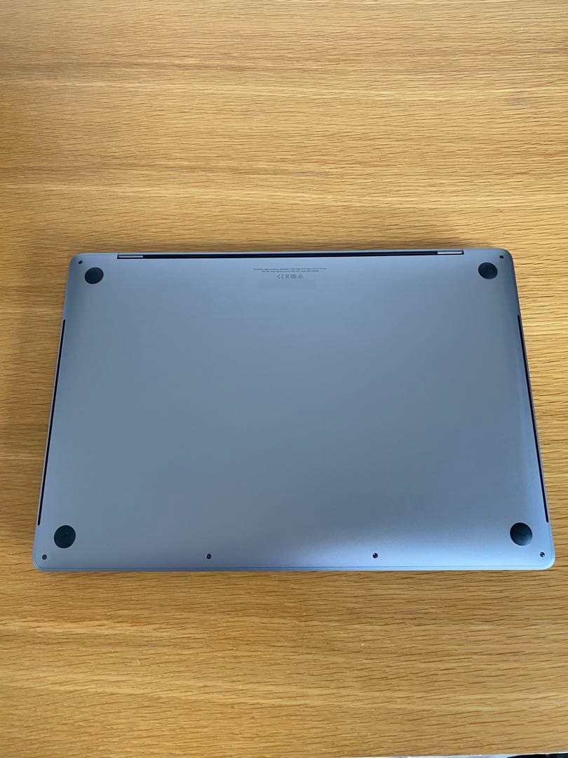 良品　16インチMacBook Pro 2019本体　上位モデル1TB大容量