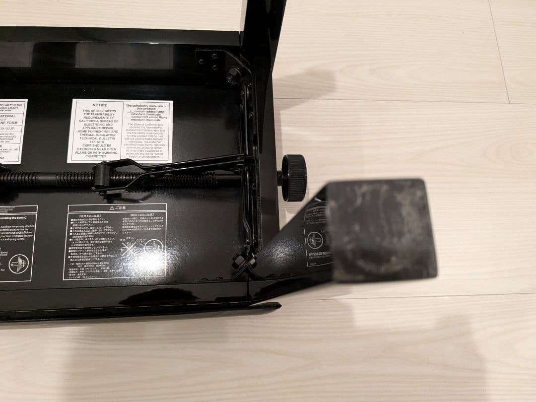 ピアノ椅子　黒　河合楽器製作所　高さ調整機能付　ピアノイス