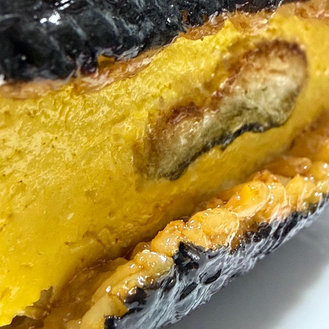 【約11センチ】うなぎ×極厚たまごの焼きおにぎりサンド 食品サンプル｜海苔包み