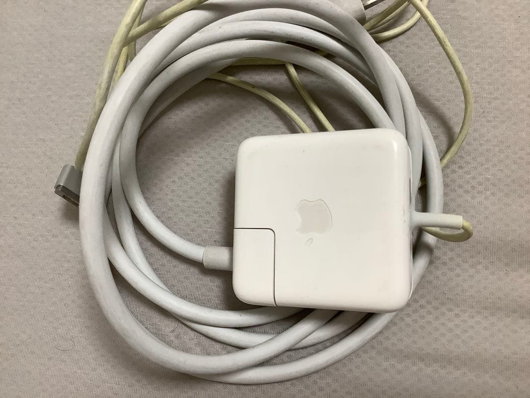 Apple MacBook Air 13 1.8G 8G 128GSSD 箱付き