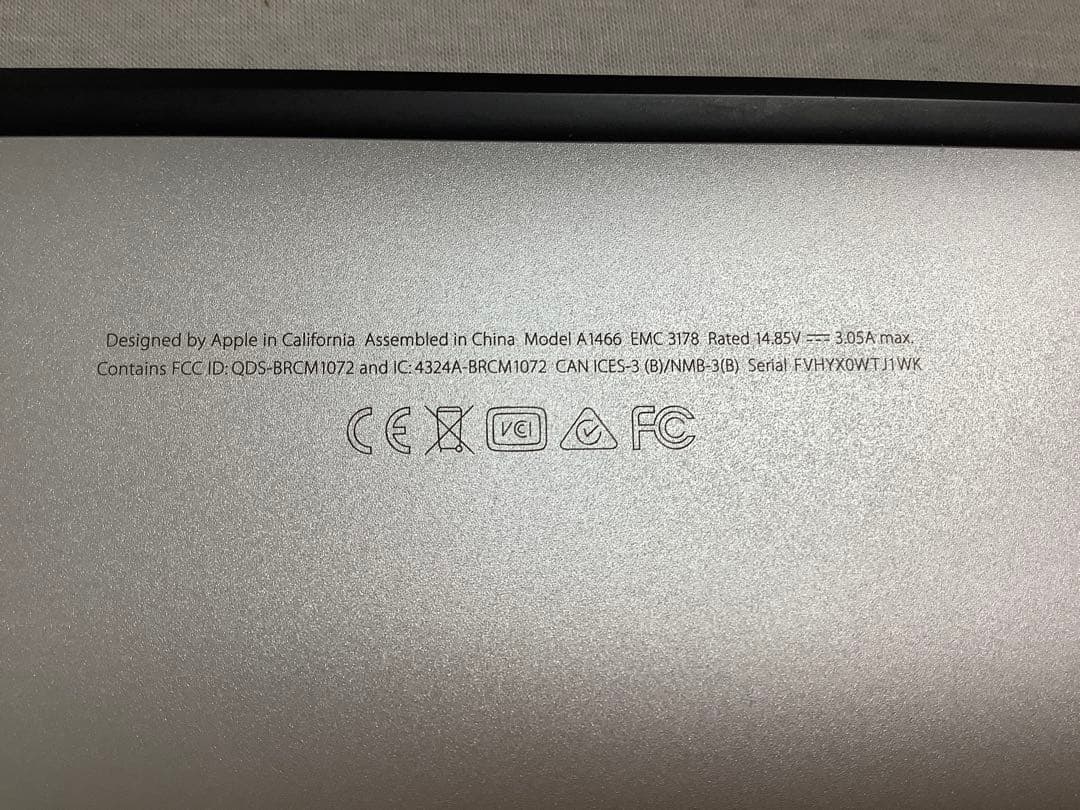 Apple MacBook Air 13 1.8G 8G 128GSSD 箱付き