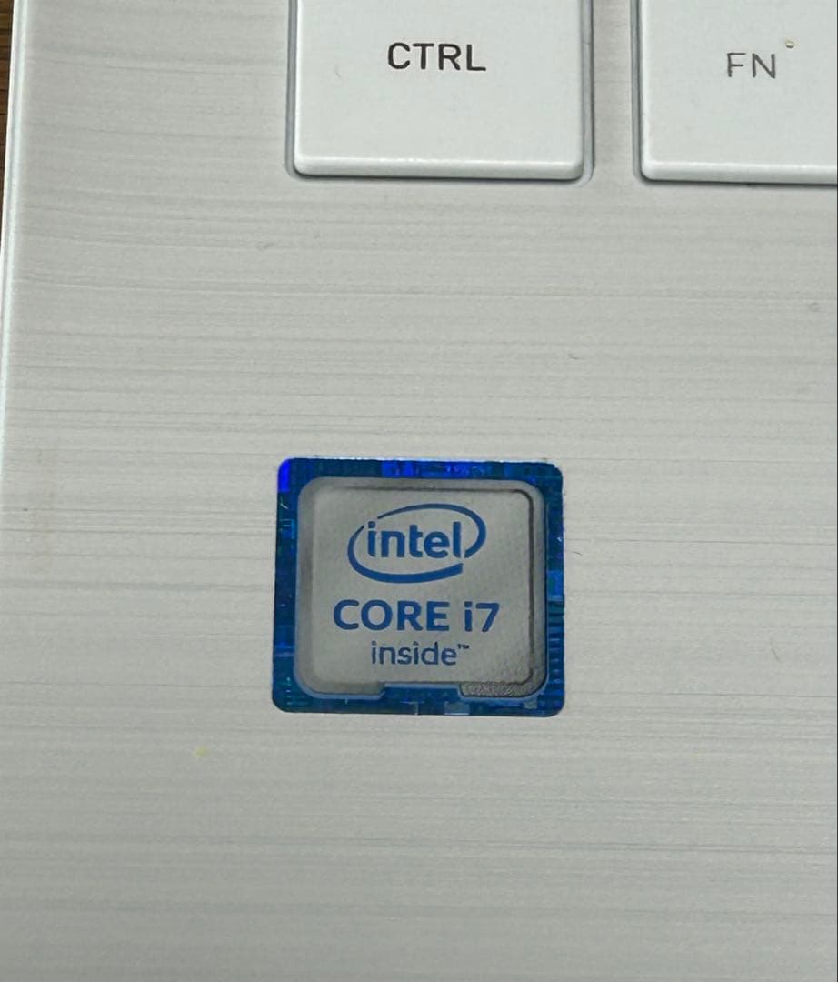 東芝 dynabook T75/AW PT75AWP-BJA2 Core i7