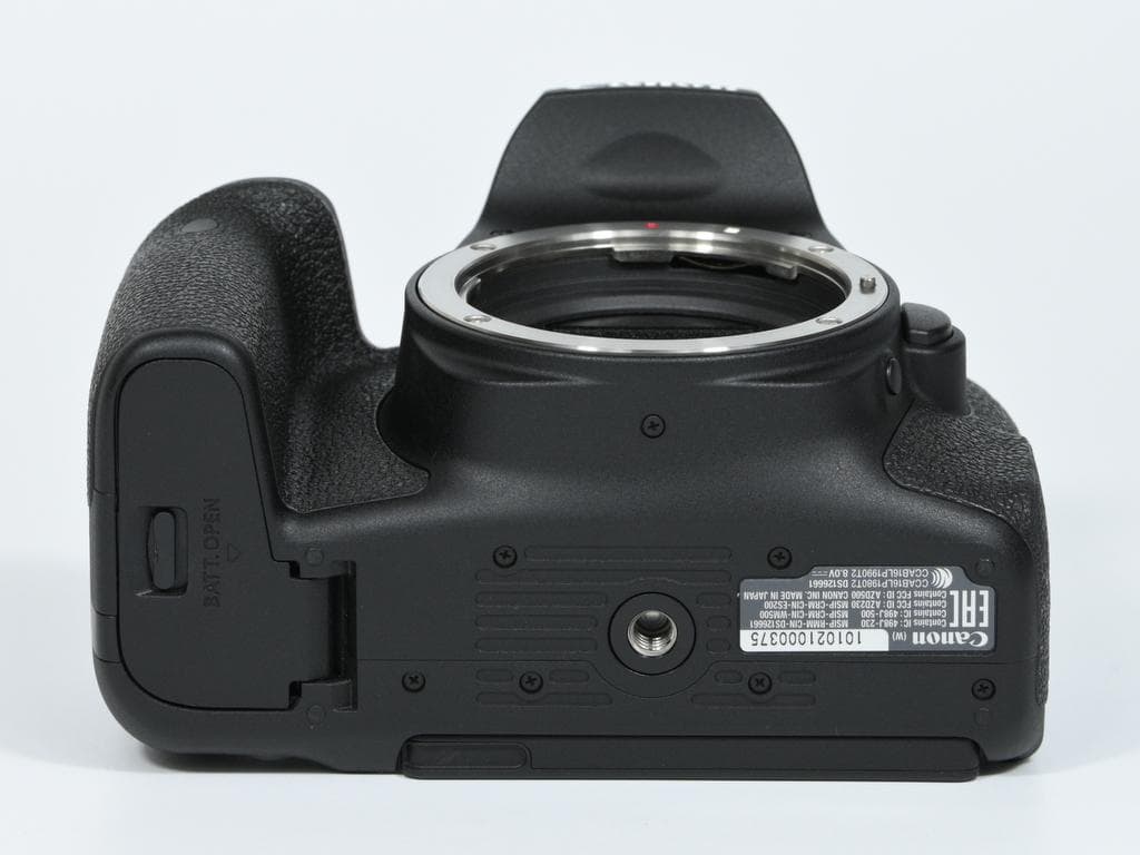 【ほぼ新品】Canon EOS kiss X9i レンズセット《SC数1061》