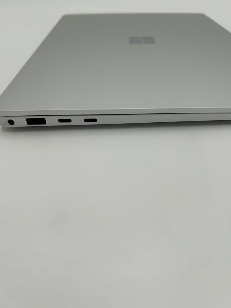 【展示品】Surface Laptop (第7世代) プラチナZGJ-00020