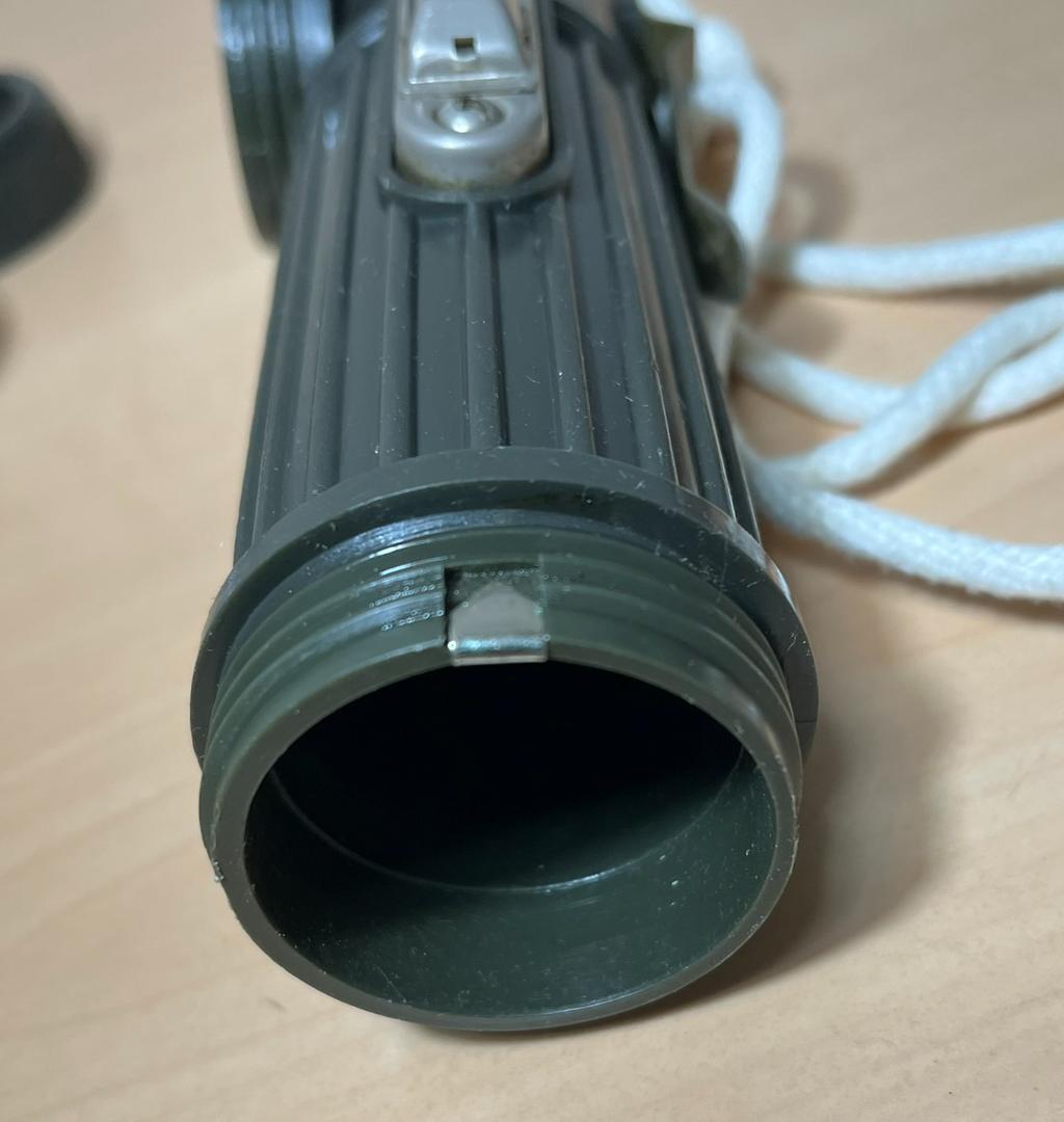 実働品 陸上自衛隊 L型ライト JTL-122-B 官給品 蛍マーク 昭和レトロ