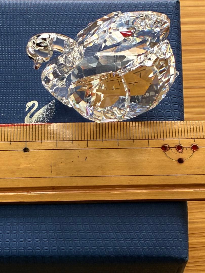 スワロフスキー　スワン