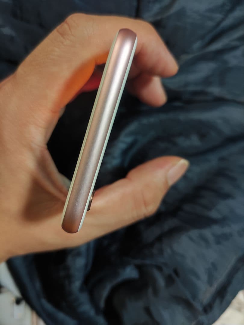 Apple iPhone 6s ローズゴールド 本体 64G ネットワーク利用〇