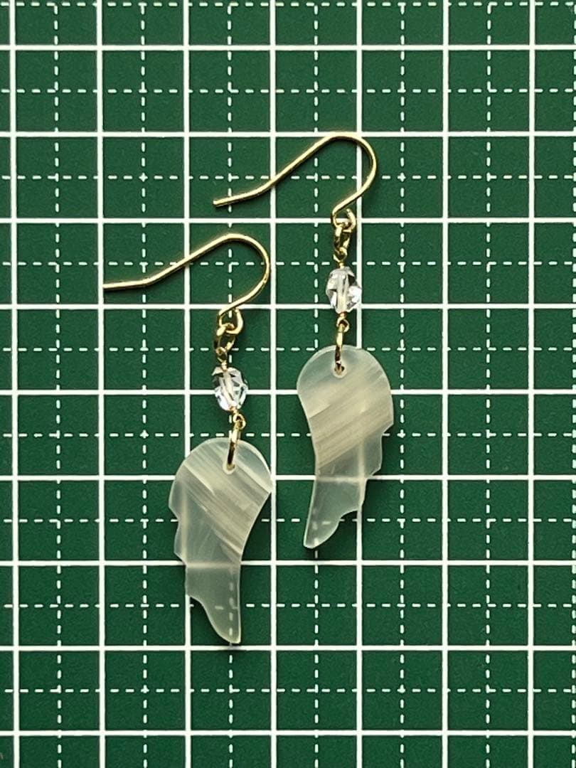 ビーゲンキ　14kgf カーネリアンアゲートウィングカット ピアス③