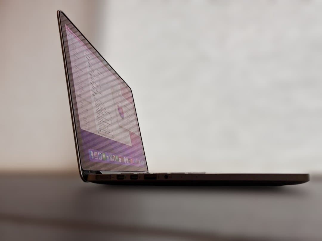 MacBookPro 2015 13インチ メモリ8GB ストレージ128GB