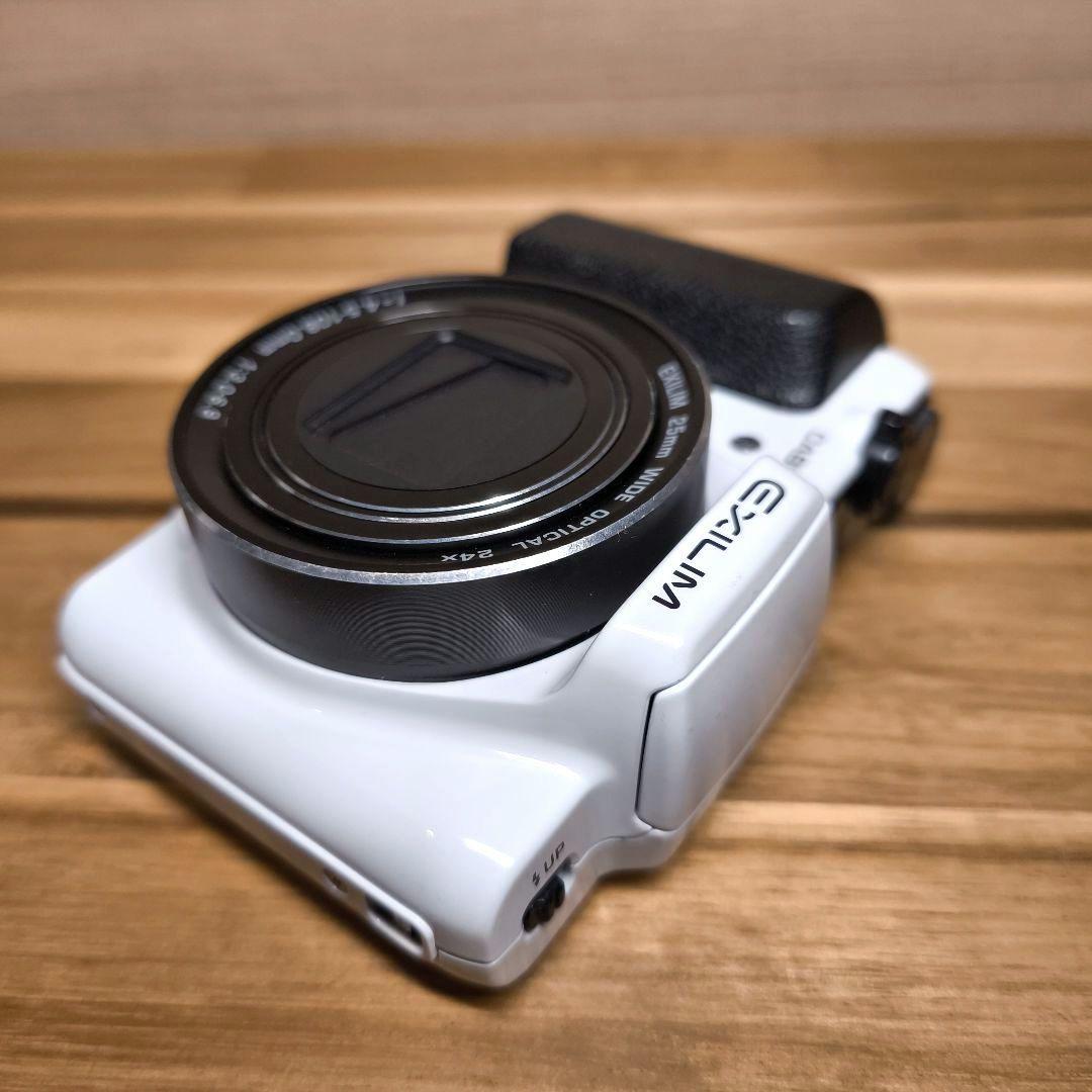 【動作確認済】CASIO EXILIM デジタルカメラ　EX-H50 箱付き