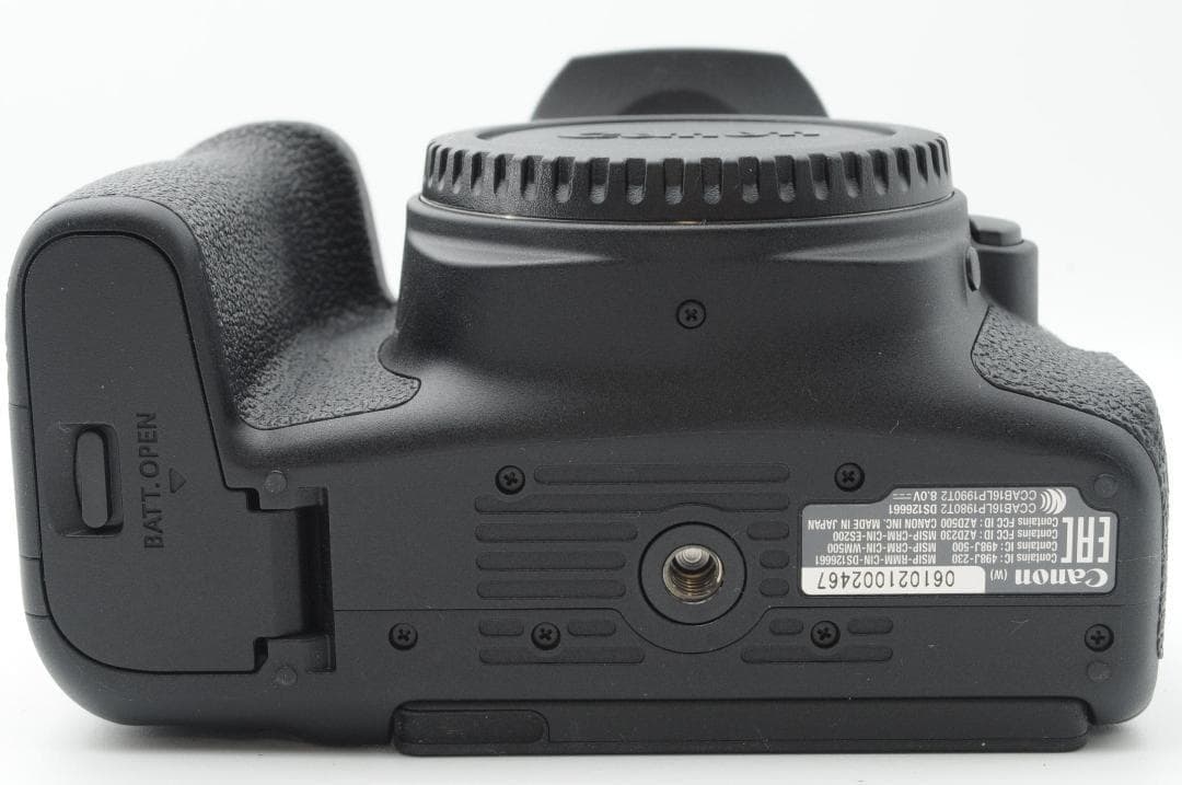 ▲新品級▲新春初売りSALE▲ Canon EOS Kiss x9i ダブル