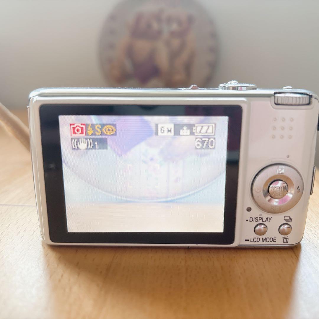 【美品】Panasonic LUMIX DMC-FX01 コンデジ 完動品