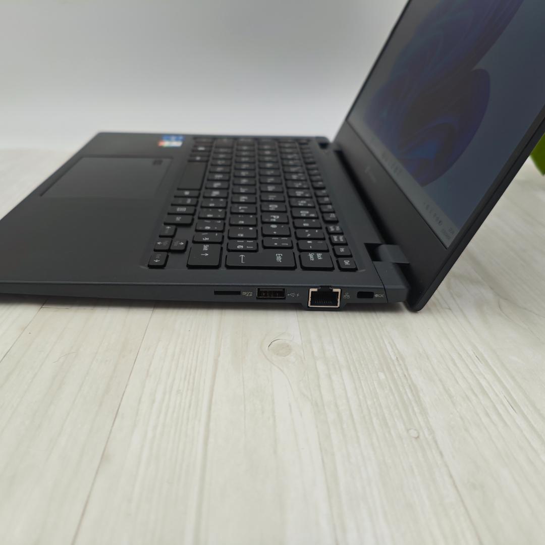 【整備済】新品液晶dynabook G83/KW 16/512GB 第12世代⑲