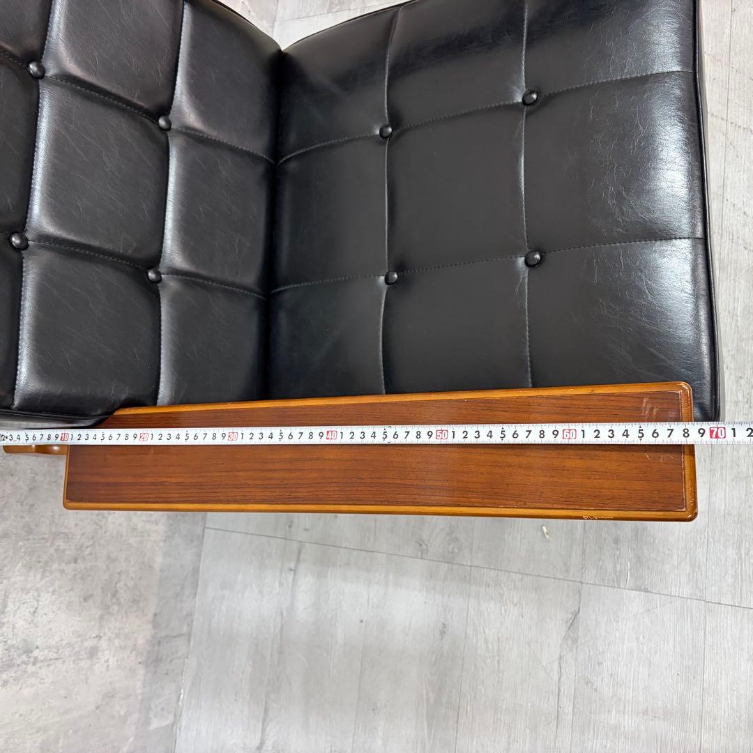 カリモク　1人掛け　ソファ　ブラック