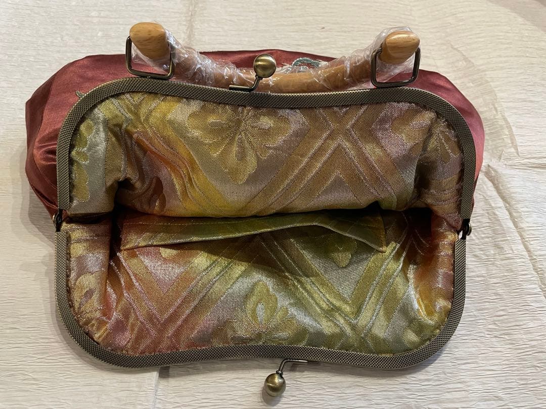 古布リメイクがま口バッグ　ドラゴン　刺繍　名古屋帯