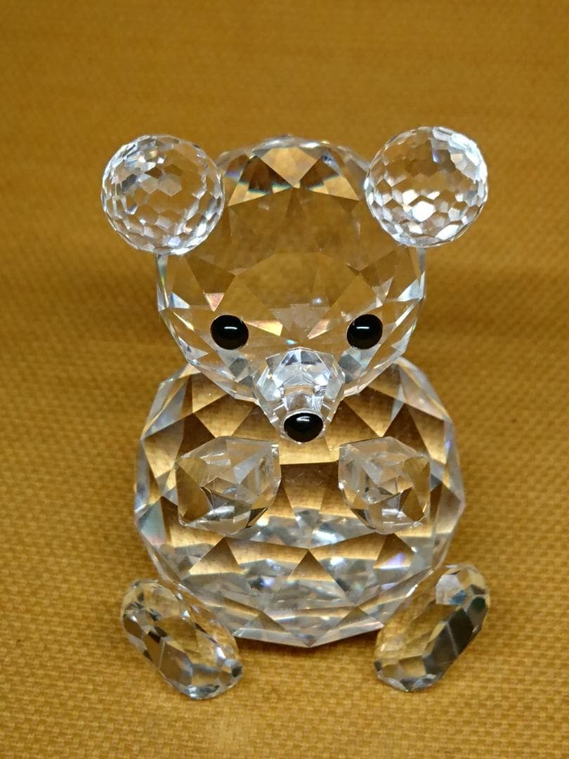 【美品】ベア　熊　スワロフスキー　置物　インテリア　工芸品　美術品　A3105
