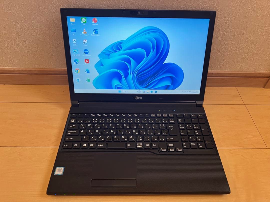富士通 FMVA577/S Core i5 高速SSD Windows11