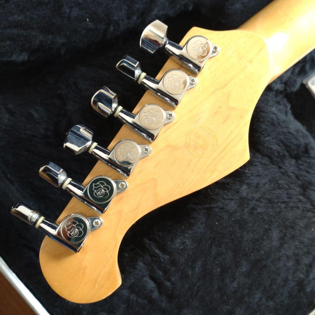 GYPSY ROSE（ジプシーローズ）ストラトモデル 美品 ＆ 専用ケース付き