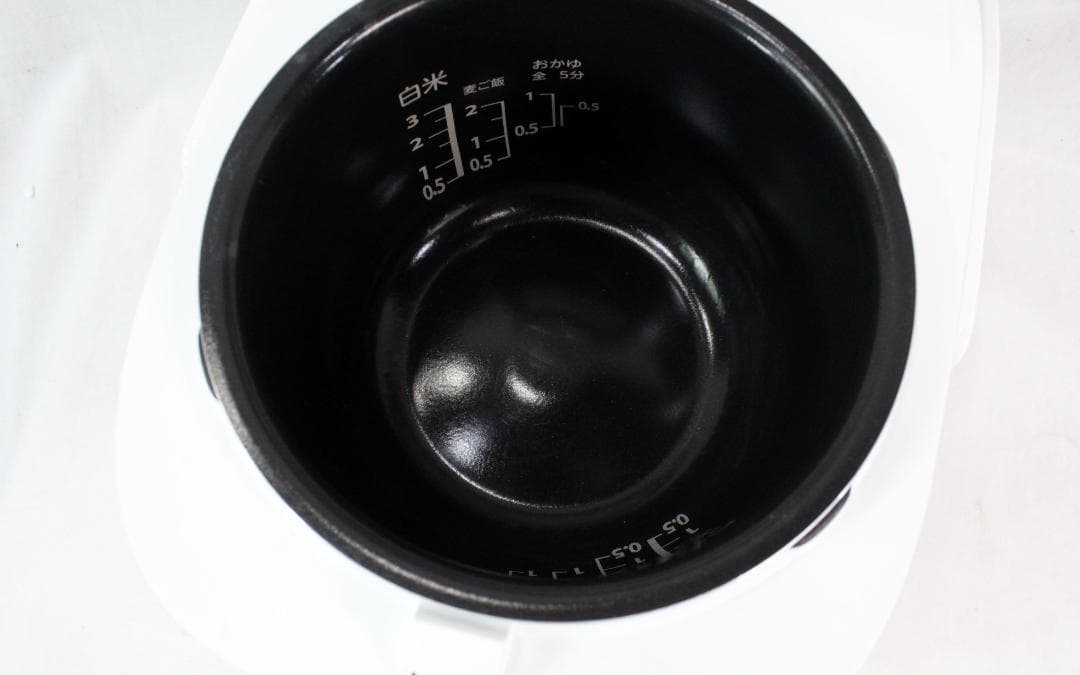 送料込み★東芝☆IH炊飯器☆3合炊き☆備長炭ダイヤモンド釜☆