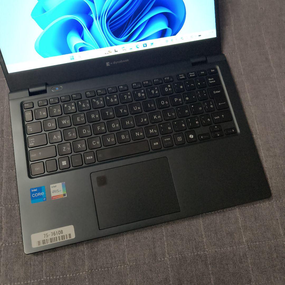 美品 Dynabook 超軽量 爆速 13世代i7 大容量32GB 新品 1TB