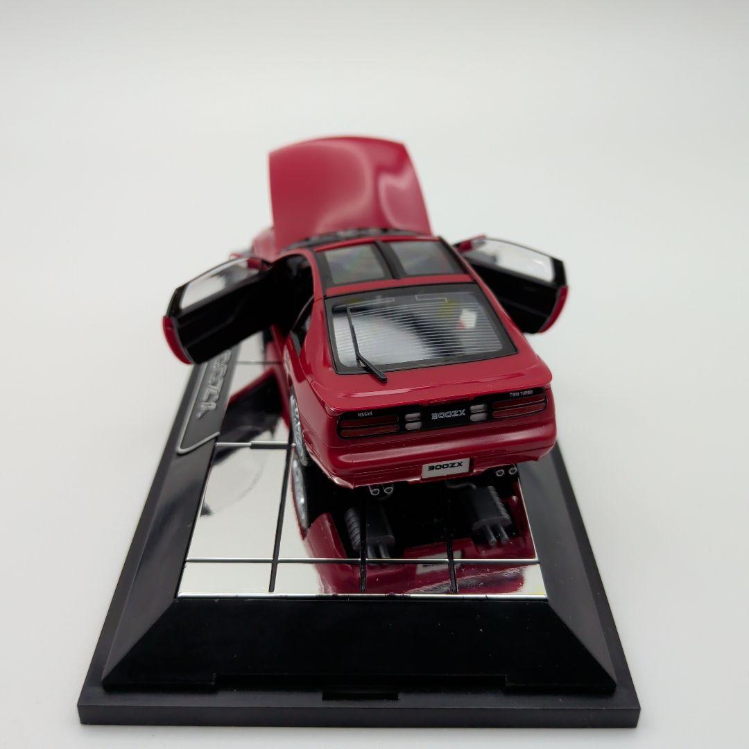 KATO　フェアレディZ　300ZX ミニカー　1/43　赤色　希少品