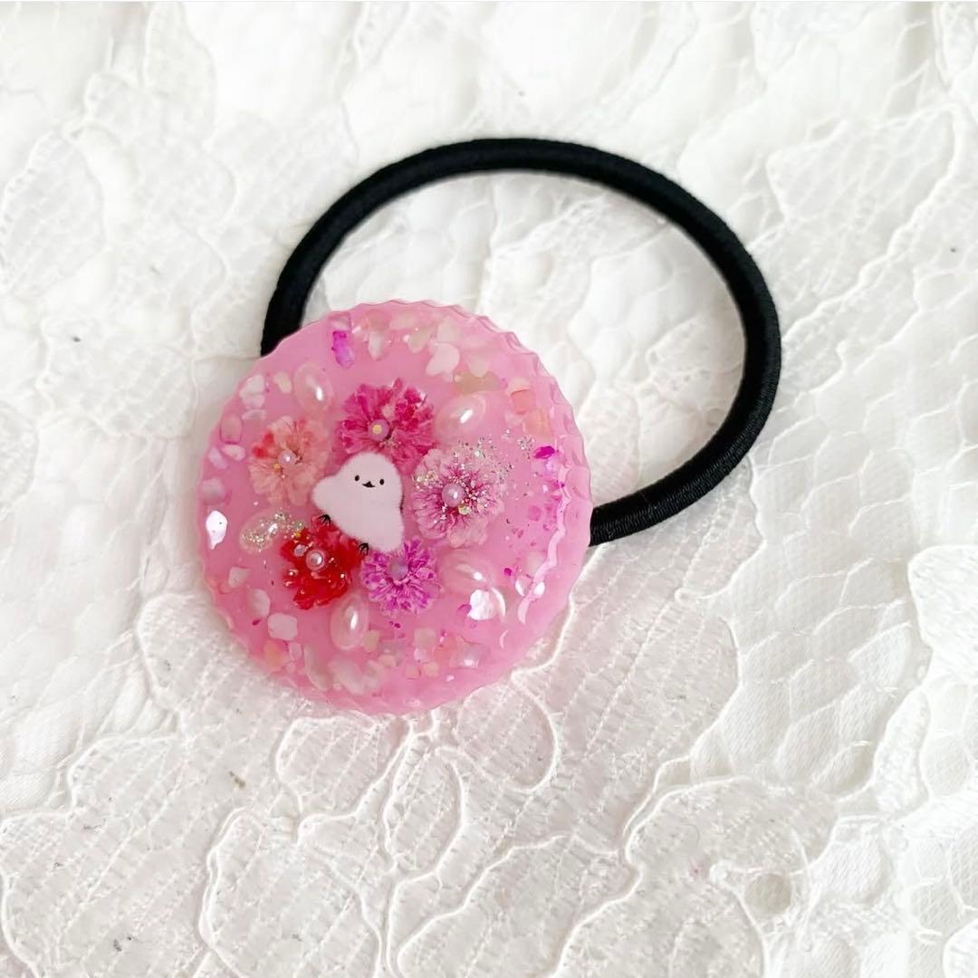 【3668】難あり・シマエナガ ピンクラウンドヘアゴム ピンク系のかすみ草