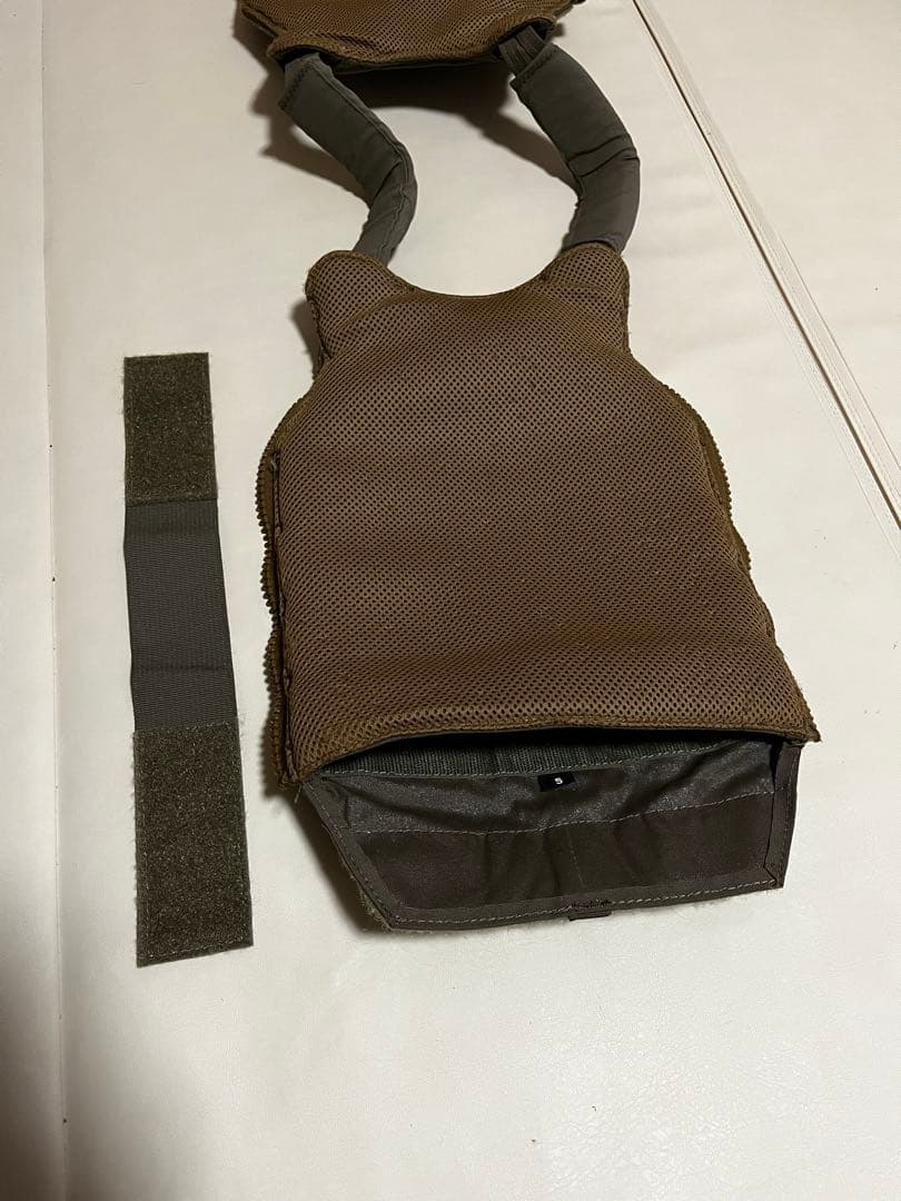 実物　ベロシティーシステムズ スカラベLT レンジャーグリーン S/Mサイズ