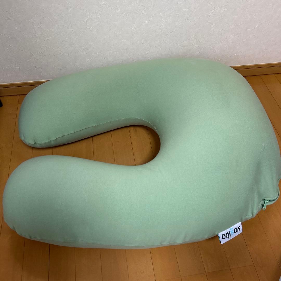 ヨギボー　サポート　U字型　ビーズクッション グリーン　ピスタチオ　カラー　美品