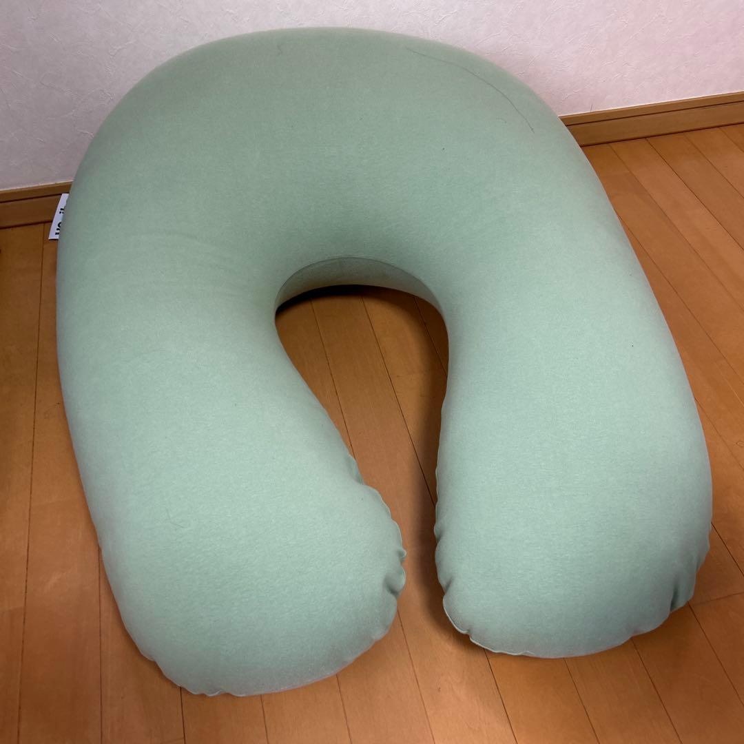 ヨギボー　サポート　U字型　ビーズクッション グリーン　ピスタチオ　カラー　美品
