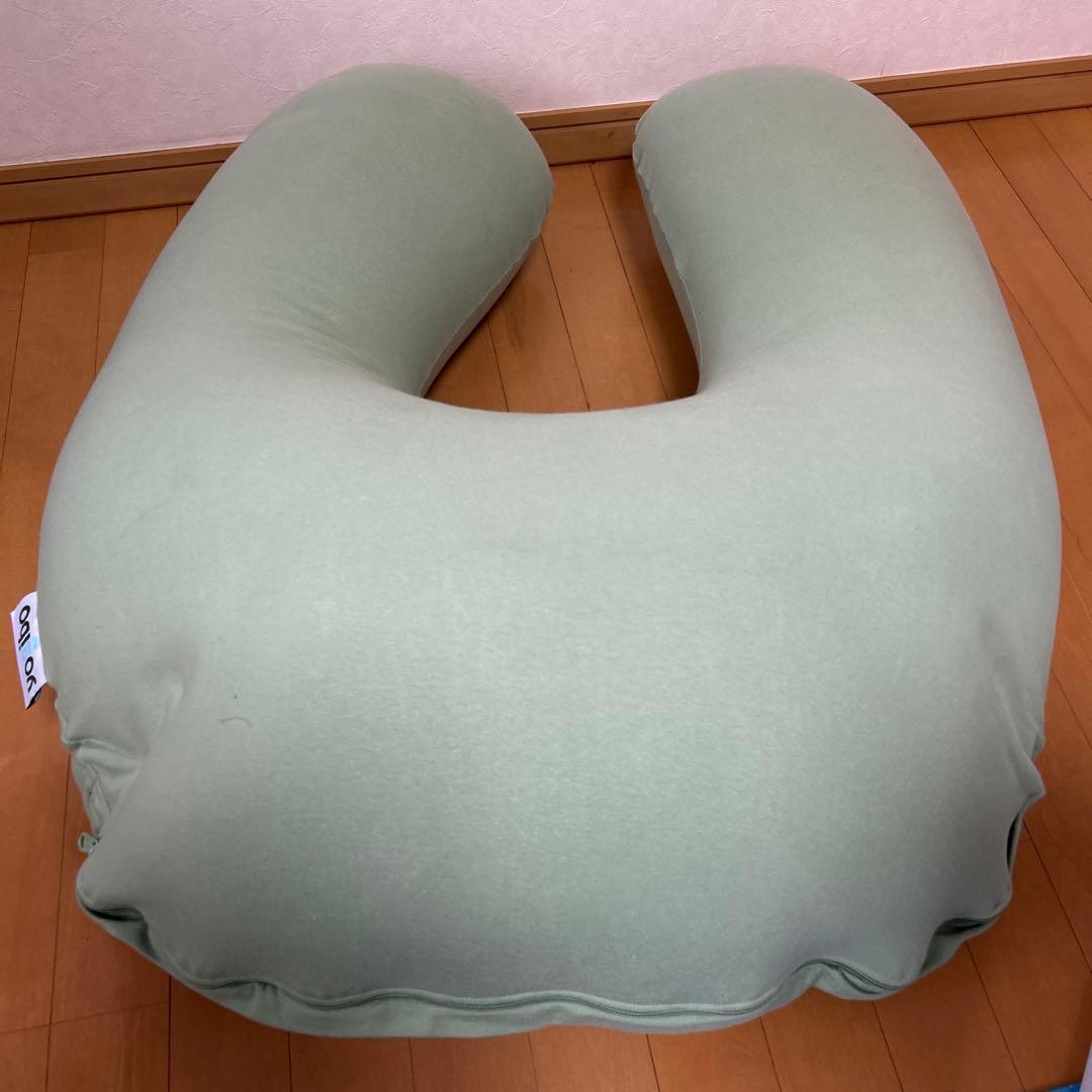 ヨギボー　サポート　U字型　ビーズクッション グリーン　ピスタチオ　カラー　美品