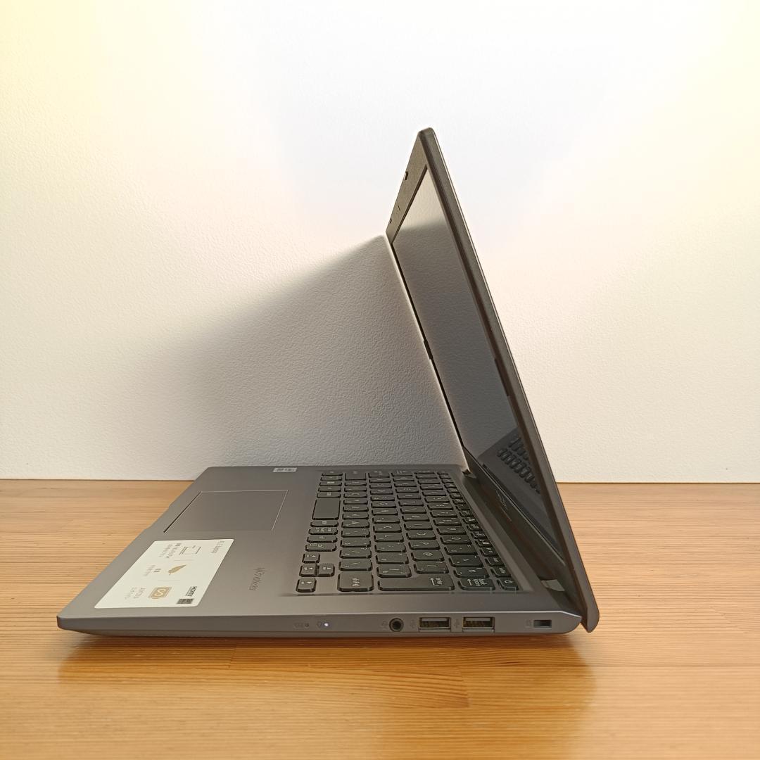 第10世代 i3 Windows11 SSD メモリ8GB ASUS ノートPC