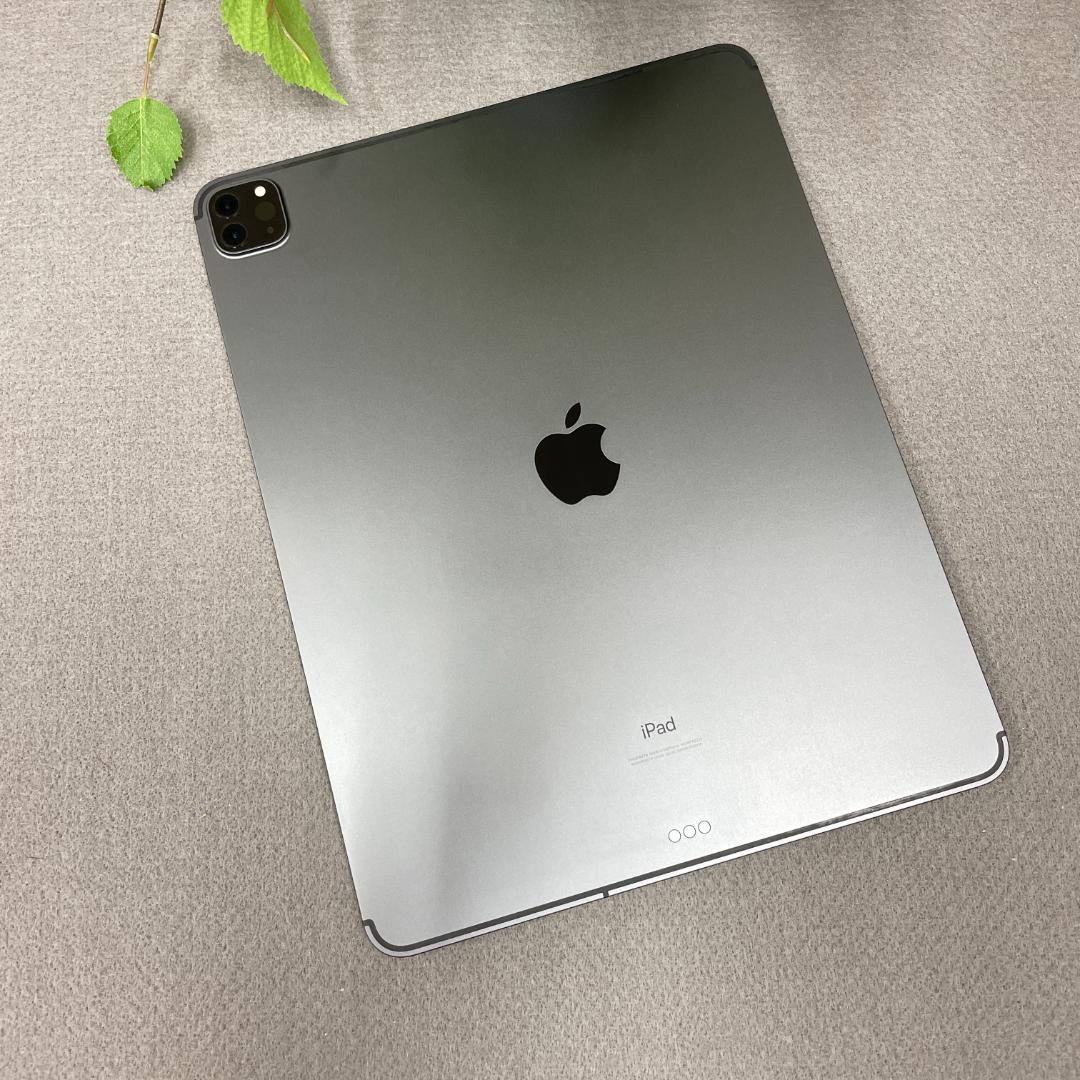 新品同様 iPad Pro 12.9インチ（第4世代）