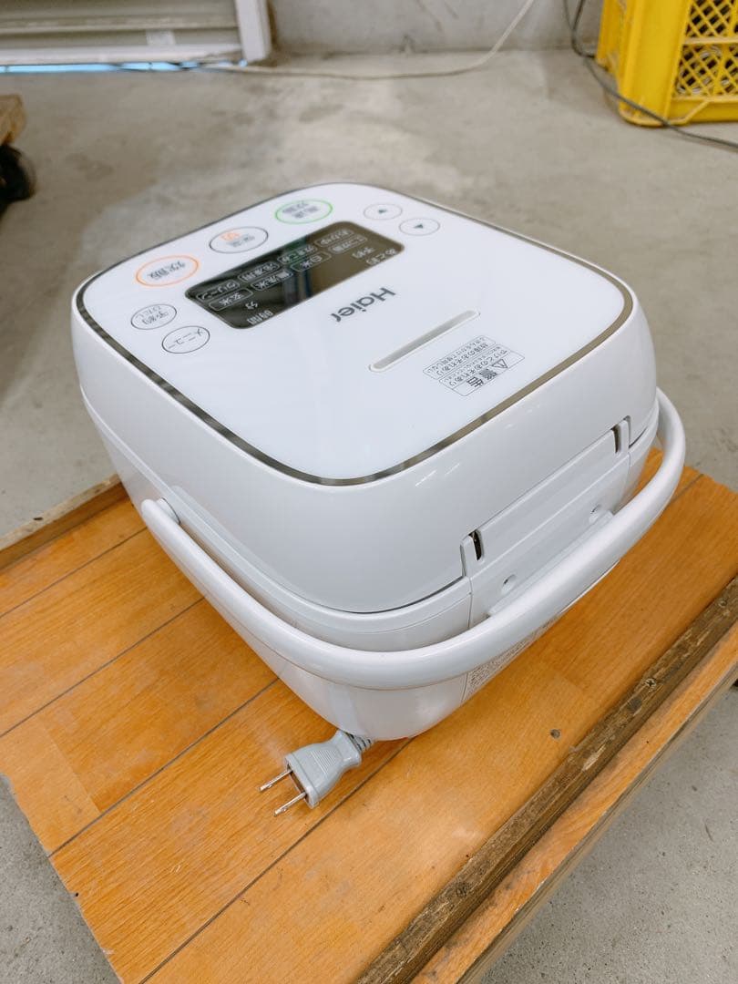 関東限定送料無料 Haier 炊飯器 2025年製 1206ね1 A1 100