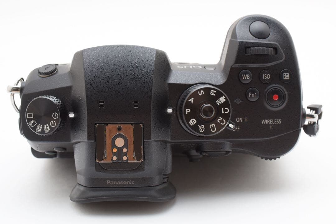 【美品】ルミックス LUMIX GH5 ミラーレス一眼カメラ