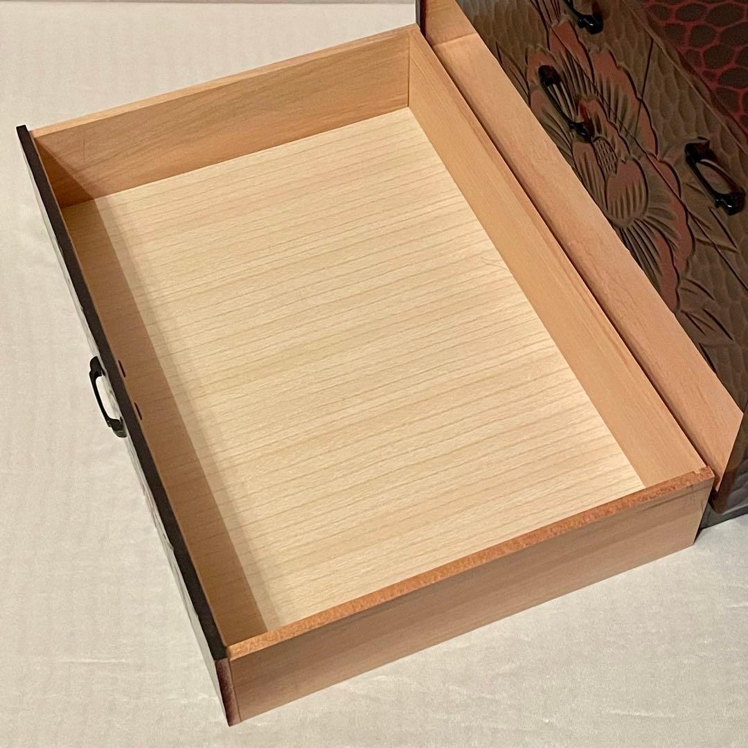 【鎌倉彫】小抽出し 牡丹 天地丸 三段五抽