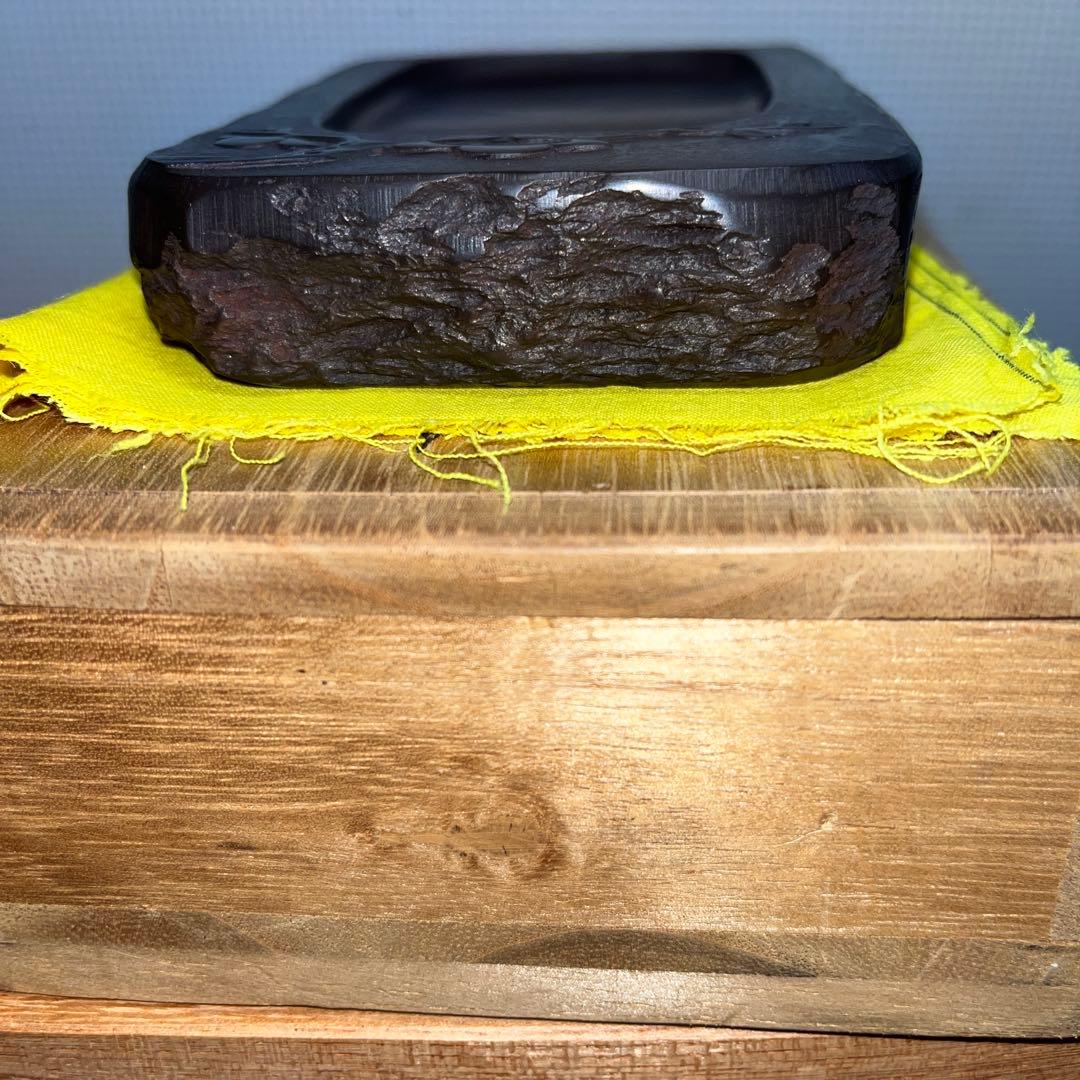 ⭕️赤間硯　梅花彫刻野面硯　下井百合昭　昭竜山作　女性好み作品　姿美しい